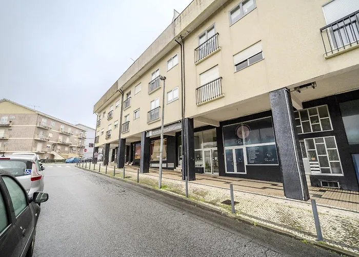 Cruz Design By House And People * Braga